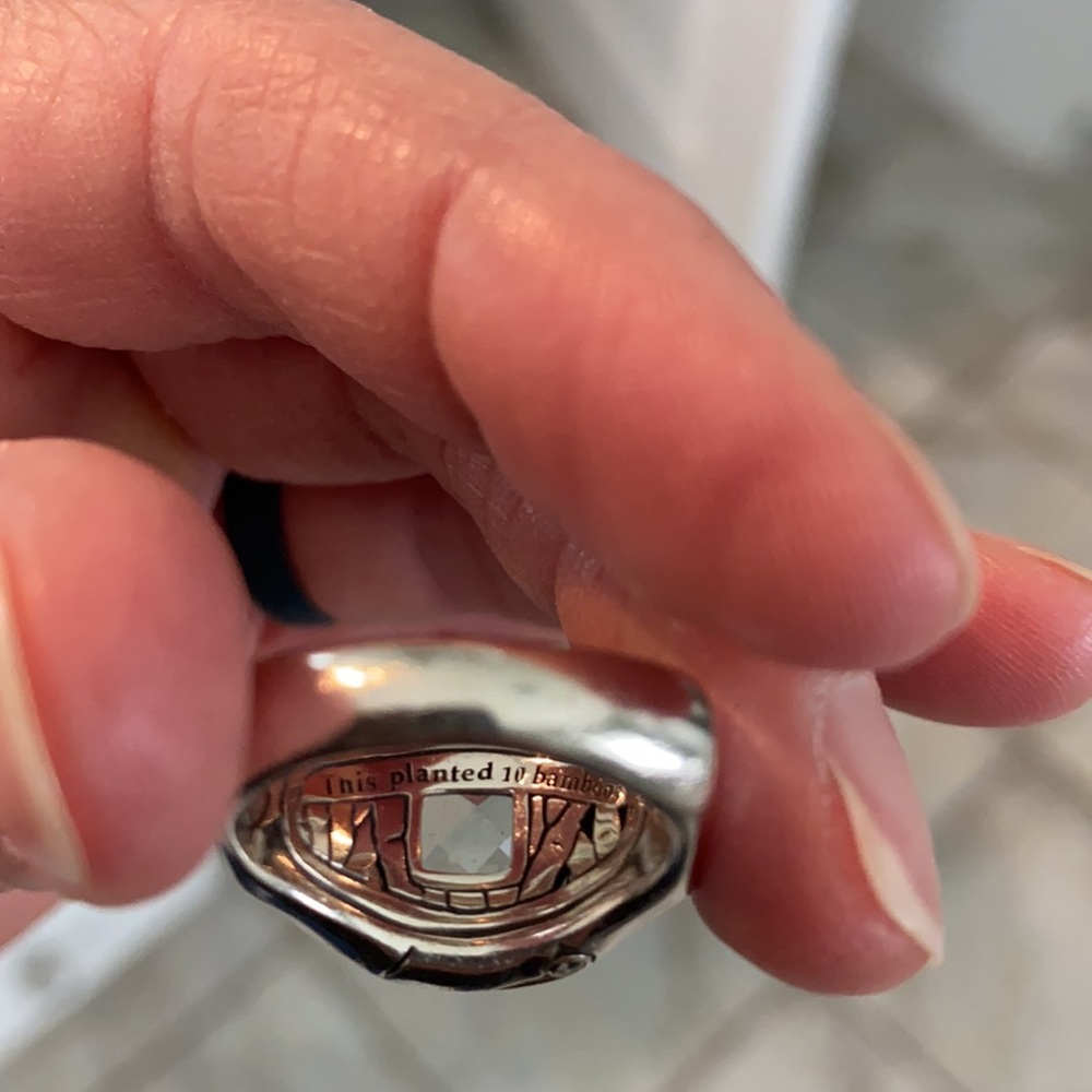 John Hardy Silver Ring with Large Clear Stone - Picture 4 of 6